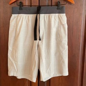 Lululemon CORE shorts M